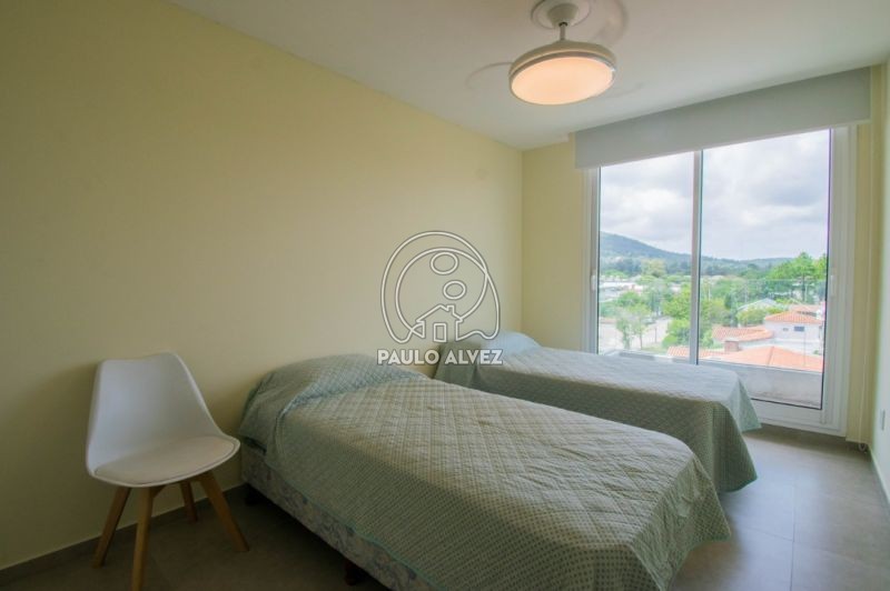 Primer dormitorio