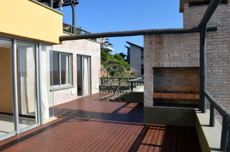 Amplia terraza