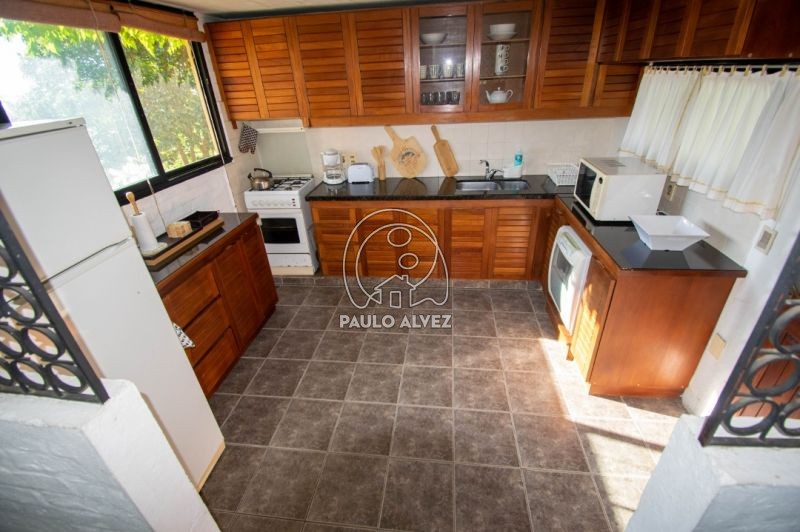 Cocina, equipada 