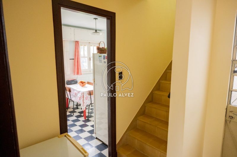 Acceso a escalera 