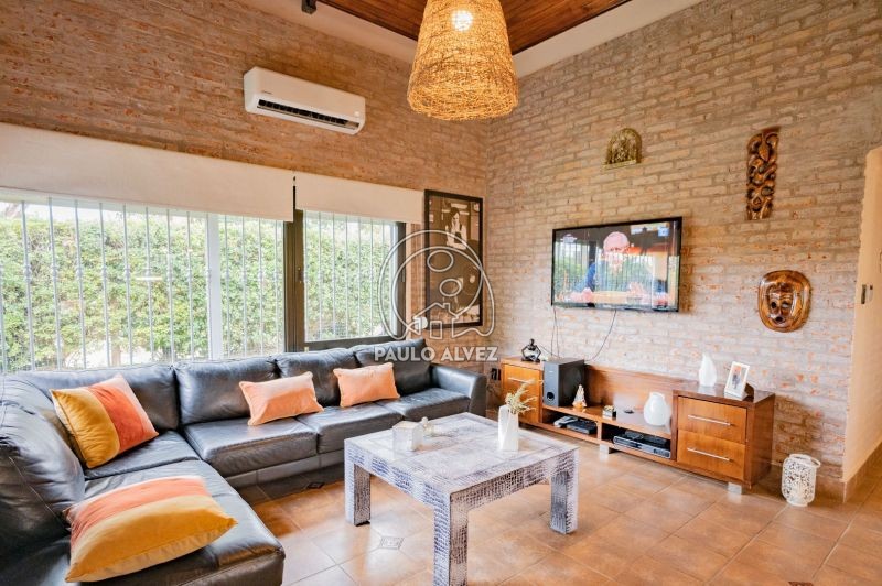 Luminoso living